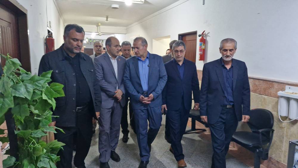 بازدید و حضور معاون وزیر تعاون، کار و رفاه اجتماعی به همراه مدیر کل بهزیستی استان و نماینده شهرستان صومعه سرا از آسایشگاه معلولین فرشتگان غرب گیلان